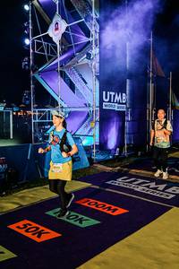 BIB: 
                            <button type="button" onclick="openModal(25251434)" class="btn btn-primary btn-sm float-right btn-popup" data-toggle="modal" data-target=".modal-high-quality">
                        <i class="fas fa-shopping-cart"></i> Add to Cart
                    </button>
                                            <button type="button" onclick="isThisMe(25251434, true)" class="btn btn-success btn-sm float-right btn-popup btn-isme hidden" data-toggle="tooltip" data-placement="bottom" title="นี่คือรูปของคุณใช่ไหม คลิกที่นี่เพื่อเอาเข้าอัลบั้ม">
                        <i class="fas fa-plus"></i> Add to album
                    </button>
                    <button type="button" onclick="isThisMe(25251434, false)" class="btn btn-warning btn-sm float-right btn-popup btn-isnotme hidden">
                        <i class="fas fa-ban"></i> Remove from album
                    </button>